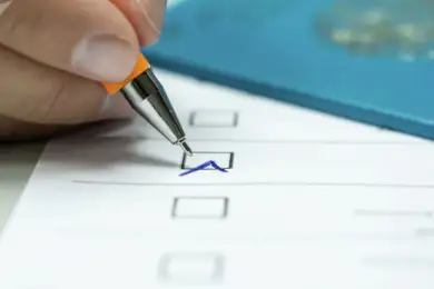 «Попрошу не передергивать!» ЦИК еще раз объяснила правила для наблюдателей