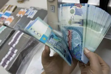 Миллионы за сообщение о взятке получат казахстанцы