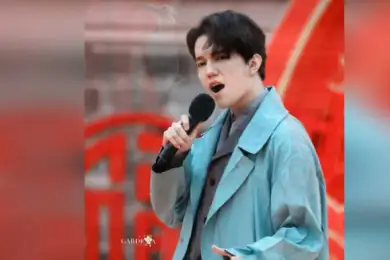 Димаш Кудайберген спел вместе с виртуальной певицей-звездой