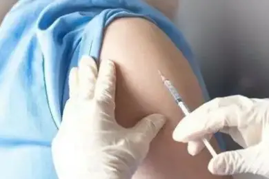 Элита России была вакцинирована от COVID — Bloomberg