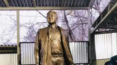 Предложено разместить изваяние в Туркестане.