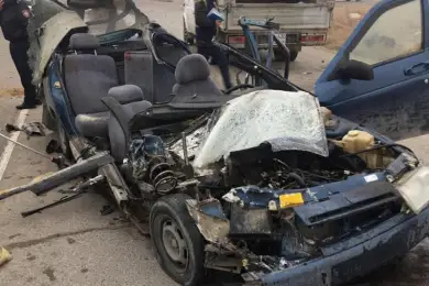 Вскрыло как консерву: авто столкнулось с трактором на трассе Жанаозен-Кызылсай