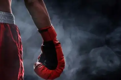 Дархан Жумсакбаев дебютировал в профи-боксе мощным нокаутом. Видео