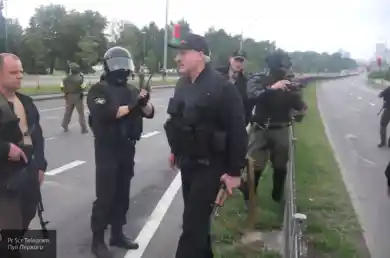 кадр из видео