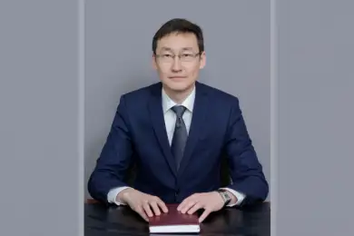 Тимур Султангазиев воглавил Комитет контроля качества и безопасности товаров и услуг Минздрава РК