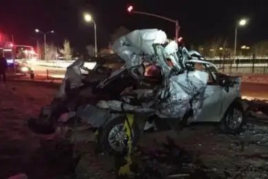 Протаранил шесть авто: пьяный лихач на Mercedes родился в рубашке