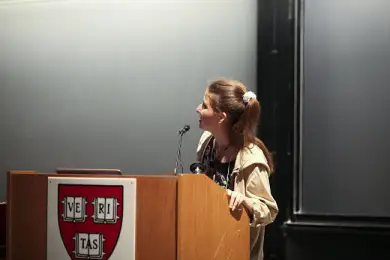 Полиция Лондона vs казахстанский Робин Гуд. Видео