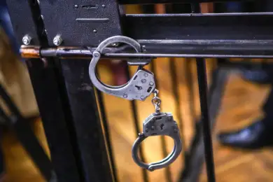 Арестованы сотрудники КУИС МВД по Атырауской области