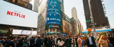 Акции Netflix рухнули, а цена компании упала на треть