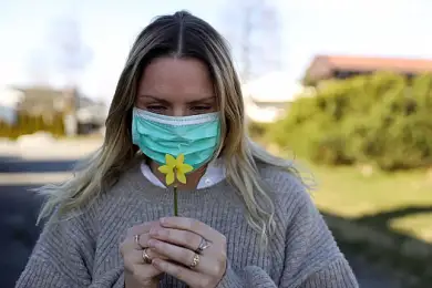 Будь в маске. Алматинцев обязали чуть ли не спать в масках