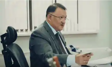 кадр из видео