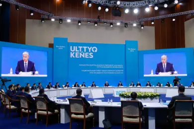 Оппозиция в Парламенте нужна как воздух, считает Токаев