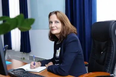 Глава армянского офиса ЮНИСЕФ оказалась английской шпионкой