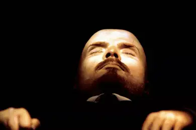 Тело Ленина просят перевезти в Вашингтон. Видео