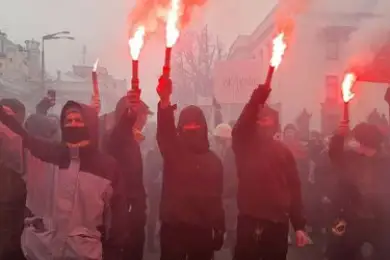 Беспорядки на Украине. Националисты жгли офис Зеленского. Видео 