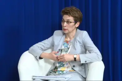 Правила для контактных по COVID изменили в Казахстане