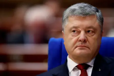 Петр Порошенко подозревается в государственной измене