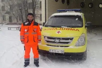 Как фельдшер принял роды прямо в карете скорой помощи