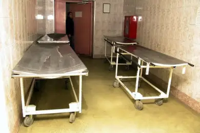 Умерший мужчина воскрес после трех суток в морге