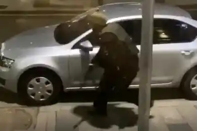 кадр из видео