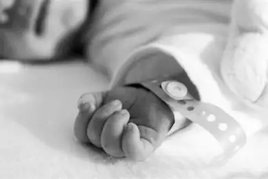 Слепое следование врачебным стандартам убило атырауского малыша, проглотившего батарейку