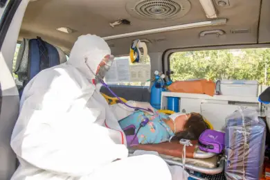 Медики Алматы получили надбавки на 18,3 миллиарда тенге