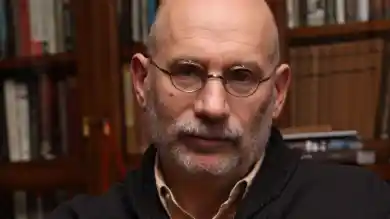 Борис Акунин