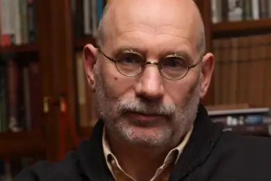 Писатель Борис Акунин болен коронавирусом