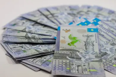 Медикам Нур-Султана выплатили 200 миллионов тенге в качестве премии