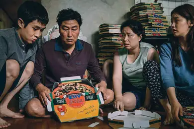 «Паразиты» корейского режиссера назван лучшим фильмом 2019 года