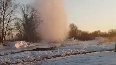 кадр из видео