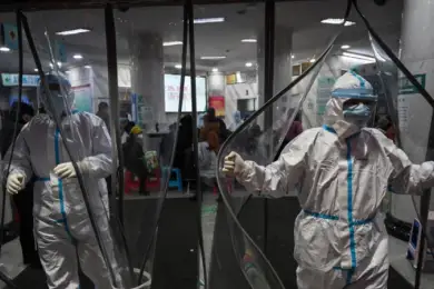 Студенты Казахстана просят правительство их забрать из Уханя