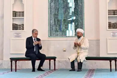 Токаев почтил память жертв политрепрессий и голода