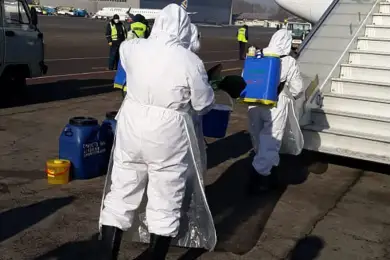 Силовики ищут 24 человека, контактировавших с зараженным коронавирусом в Алматы