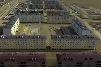 Новые дома Туркестана трещат во швам. Жители в ужасе. Видео