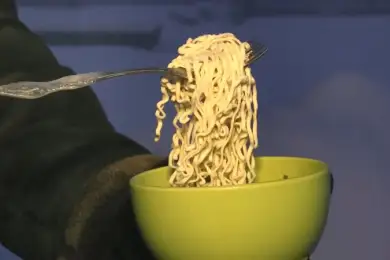 Китайцам жить в Сибири невозможно — лапша замерзает за 2 минуты