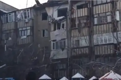 Взорвалась квартира в многоэтажке Каскелена, погиб ребенок — видео