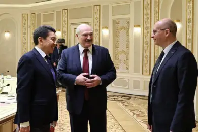 Никакого транзита. Но власть передам — Лукашенко. Видео