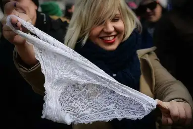 Почему всплыли кружевные трусики и кейс с родственником Тасмагамбетова