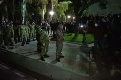 Революция в Кыргызстане. Спецназ против протестующих