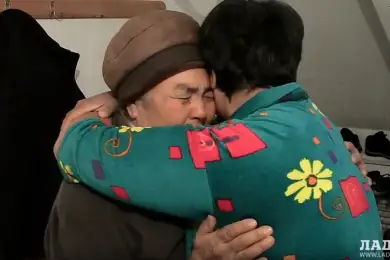 Выбралась из колодца: бездомная женщина встретилась с мамой и вернулась к нормальной жизни