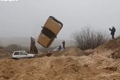 Каскадер-самоучка на Lada повторил легендарный 15-метровый прыжок с оборотом на 270 градусов