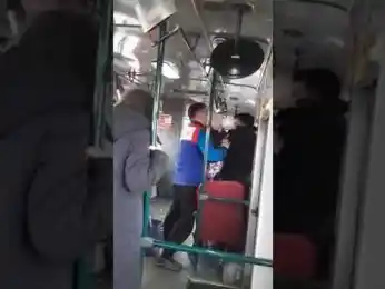 кадр из видео