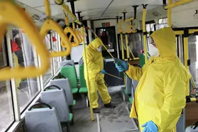 Из-за коронавируса в Киеве могут закрыть метро и школы