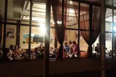 В алматинских кафе устраивали ночные тои