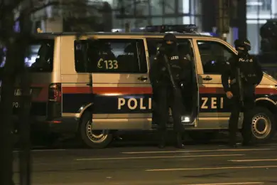 Теракт в Вене: опубликовано видео перестрелки с террористами