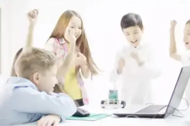 Онлайн-платформа Robbo начала обучение роботехнике детей