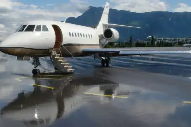 Председателя горсуда Нур-Султана Тлектеса Барпибаева проверят из-за частного самолета