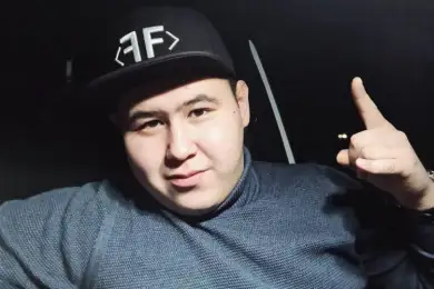 Ургант ждет звездного Иманбека в гости. Видео