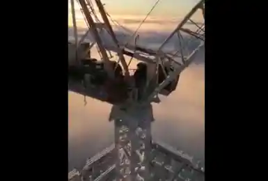 кадр из видео